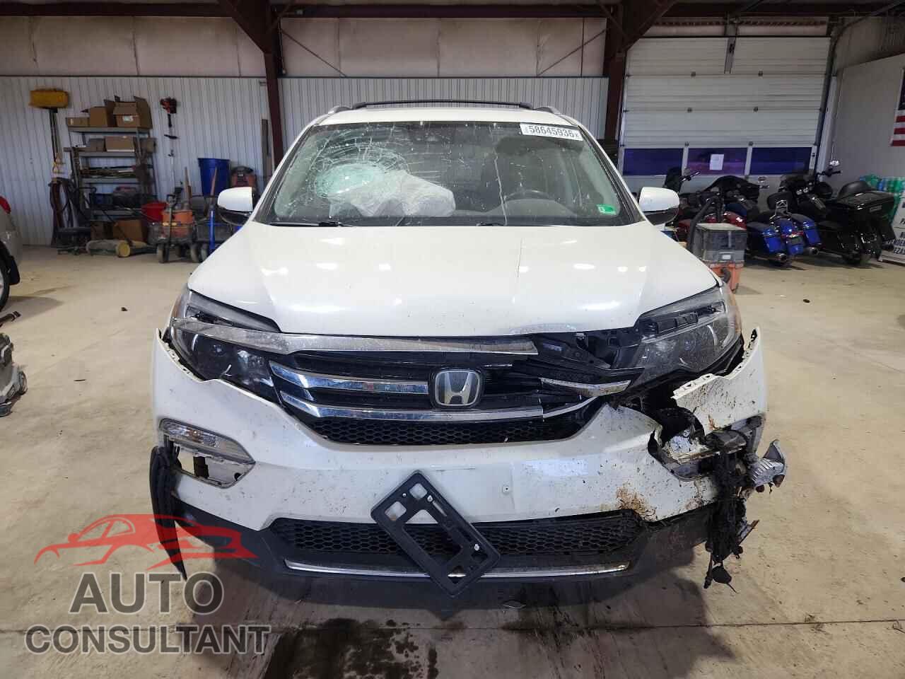HONDA PILOT 2017 - 5FNYF6H03HB098043
