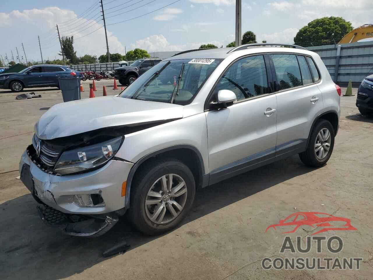 VOLKSWAGEN TIGUAN 2016 - WVGAV7AXXGW599311