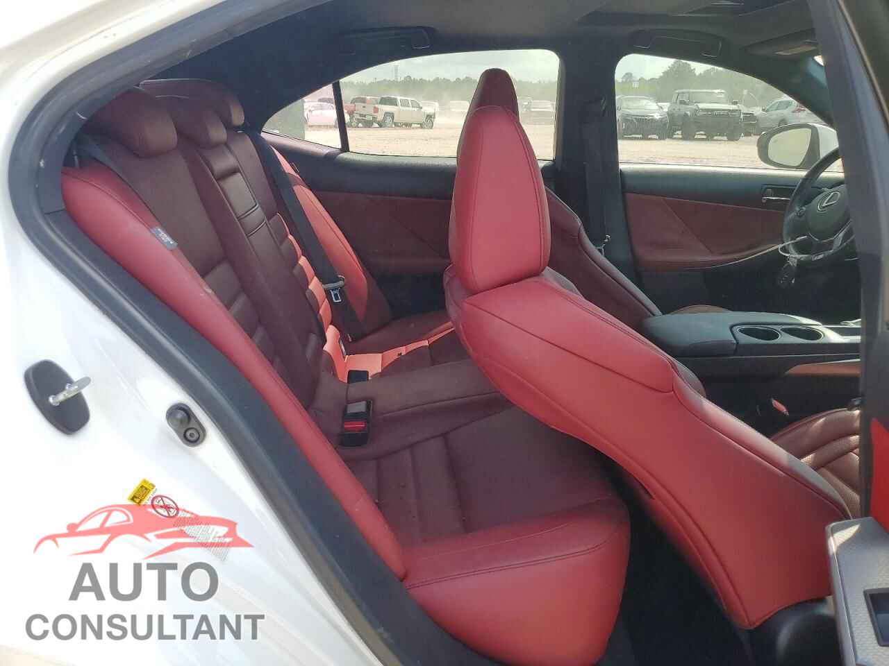 LEXUS IS 2016 - JTHBA1D22G5009575