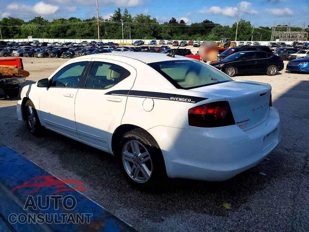 DODGE AVENGER 2013 - 1C3CDZCB9DN589050