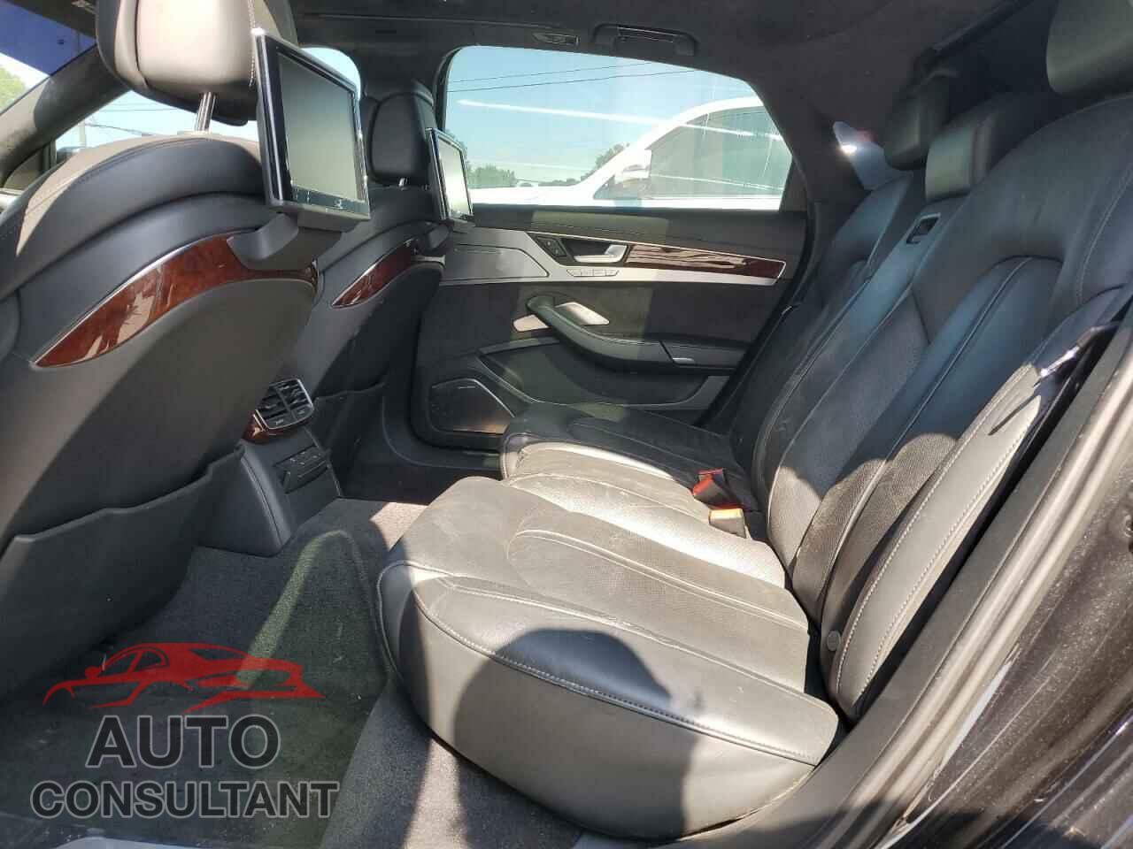 AUDI A8 2013 - WAUR4AFD1DN010893