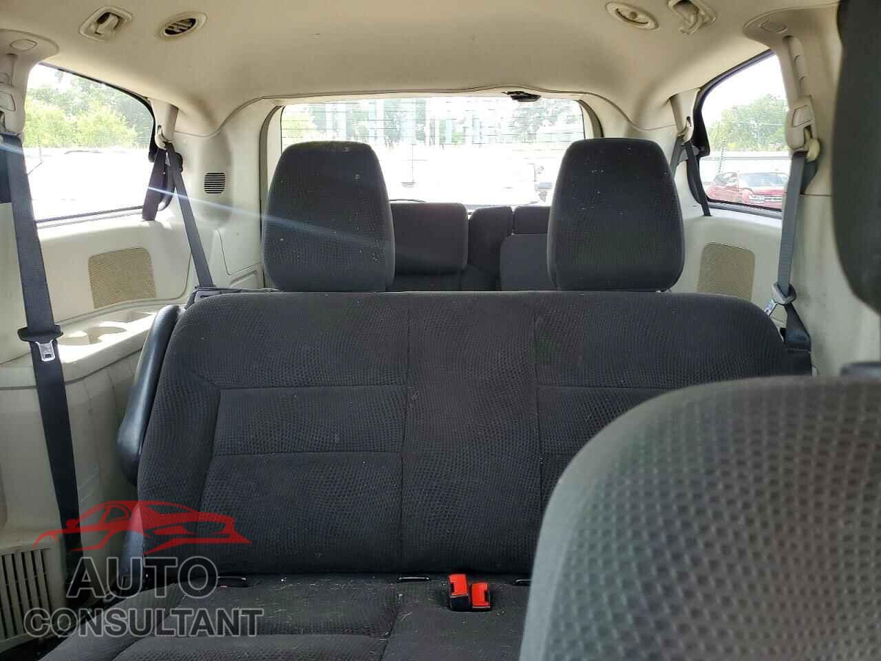 DODGE CARAVAN 2017 - 2C4RDGBG4HR817617