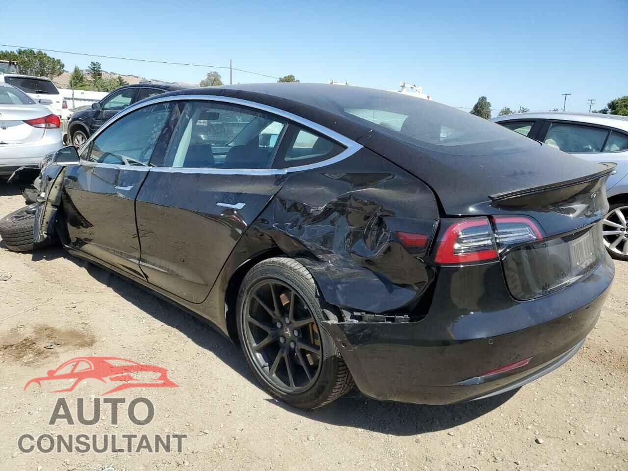 TESLA MODEL 3 2018 - 5YJ3E1EA9JF123093