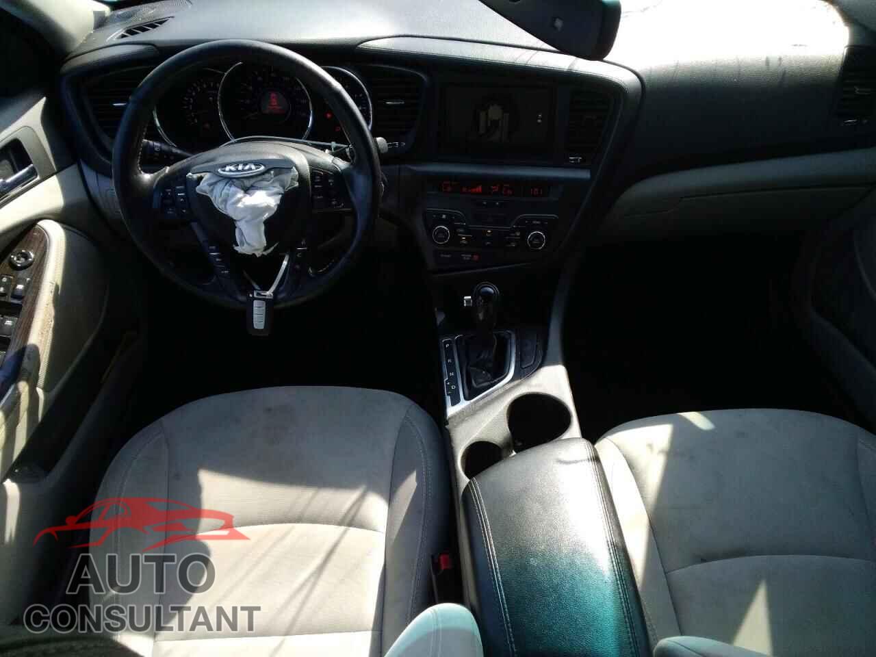 KIA OPTIMA 2013 - 5XXGN4A70DG106813