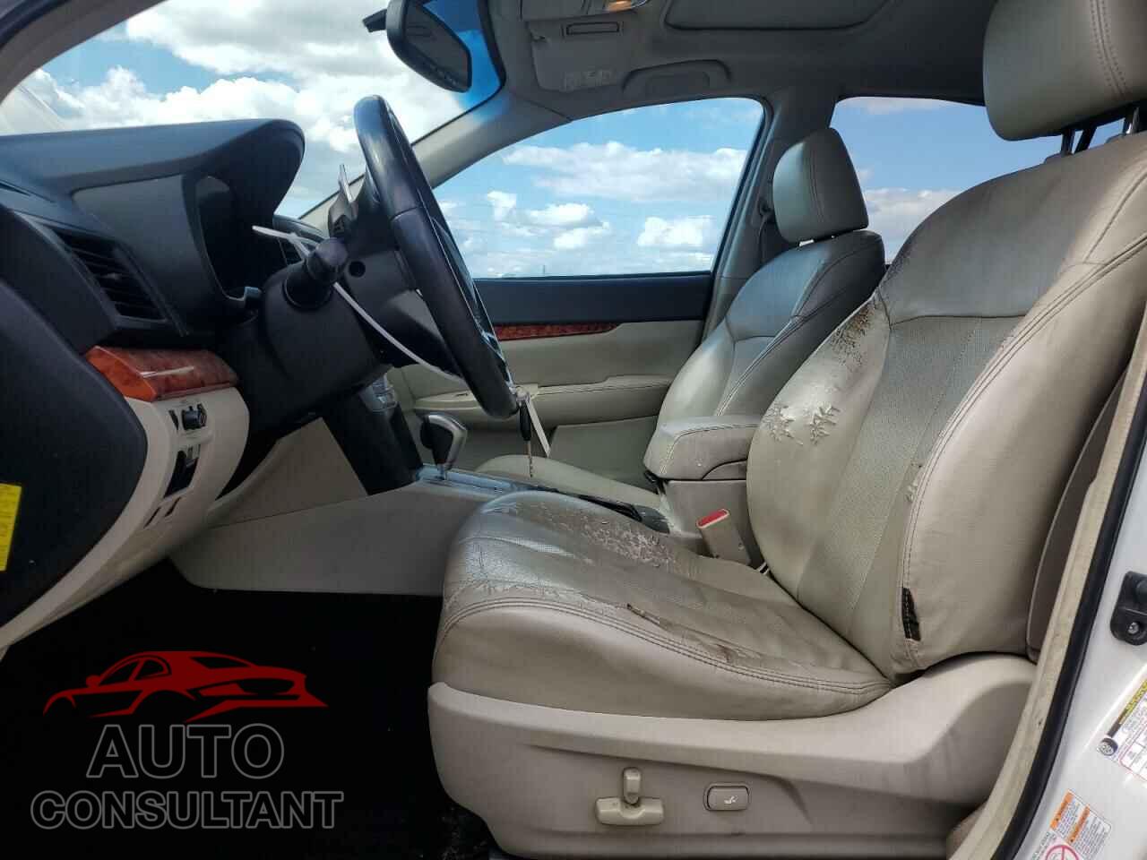 SUBARU OUTBACK 2011 - 4S4BRCLC8B3413688