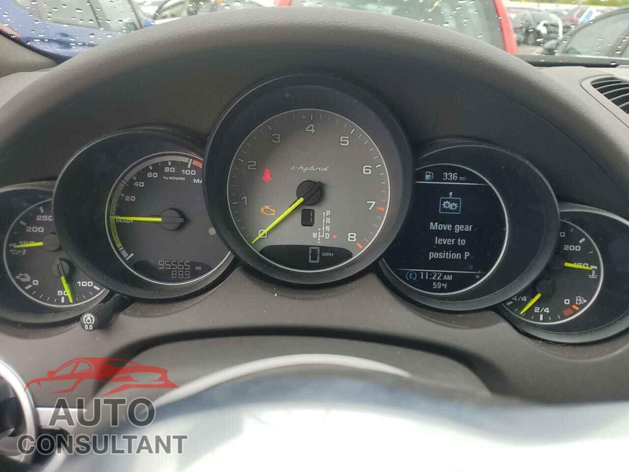 PORSCHE CAYENNE 2017 - WP1AE2A27HLA75174