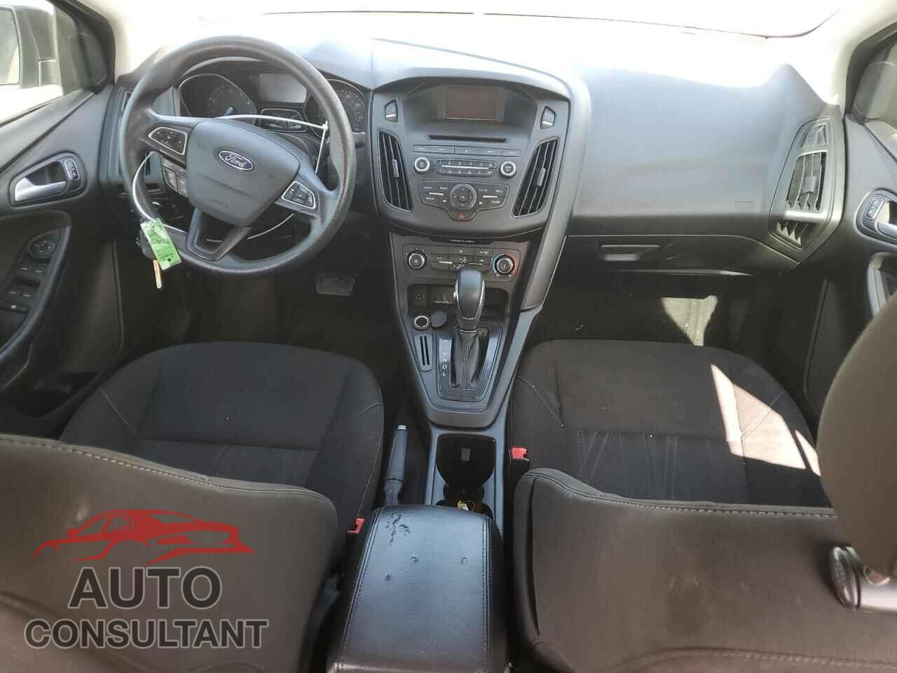 FORD FOCUS 2017 - 1FADP3F24HL342316