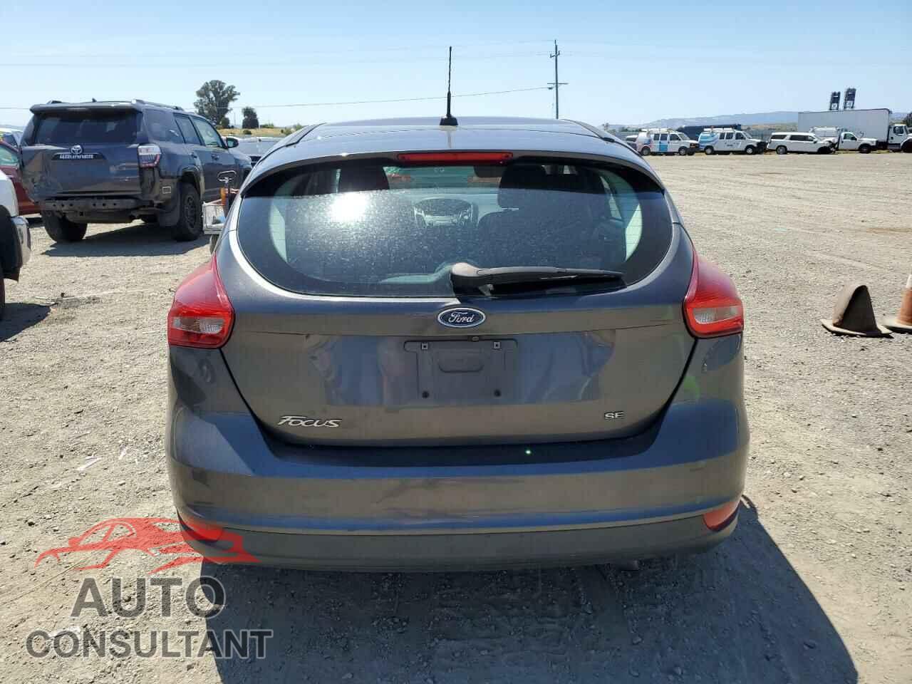 FORD FOCUS 2016 - 1FADP3K22GL217092