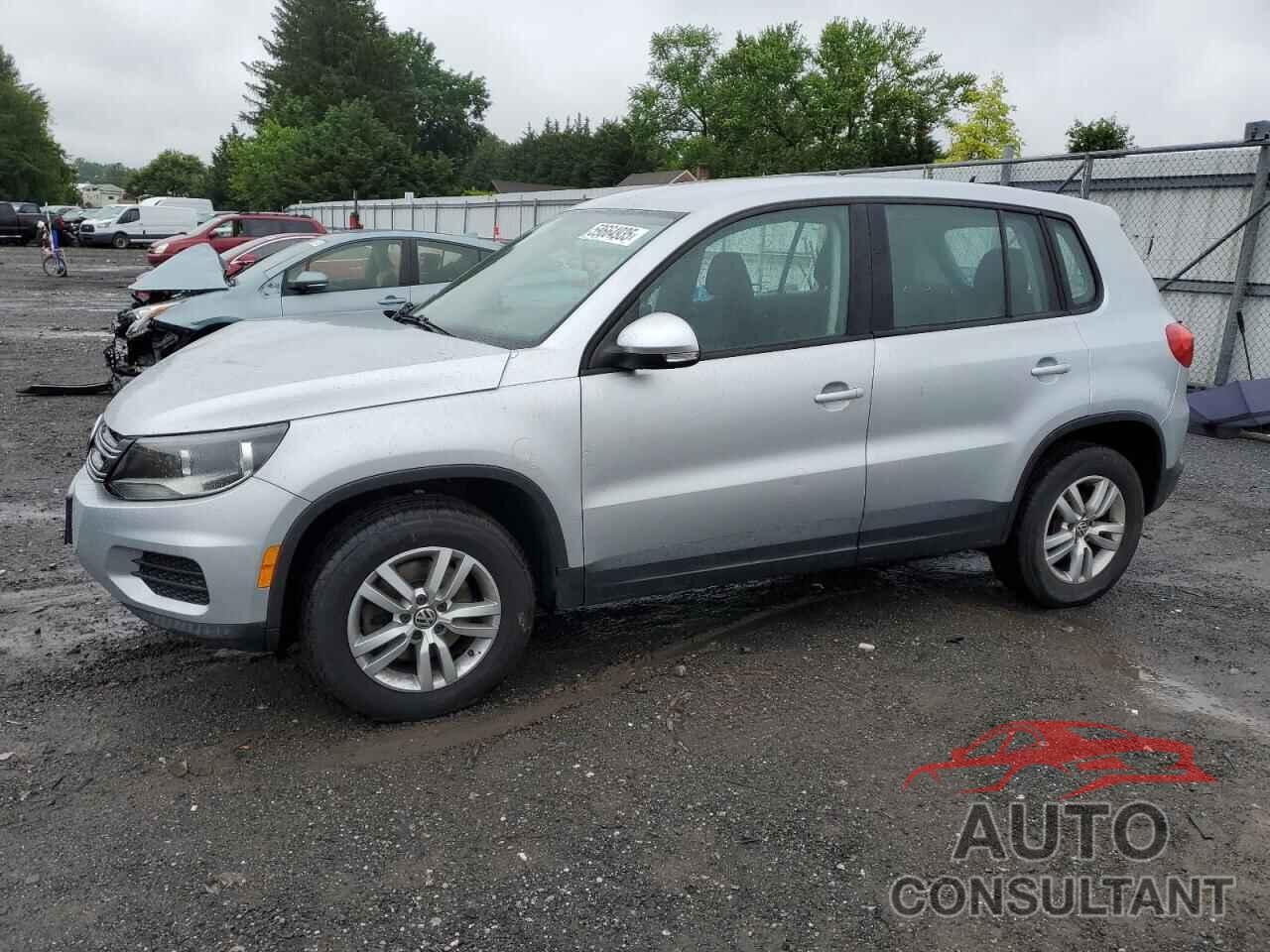 VOLKSWAGEN TIGUAN 2013 - WVGBV7AX8DW521478