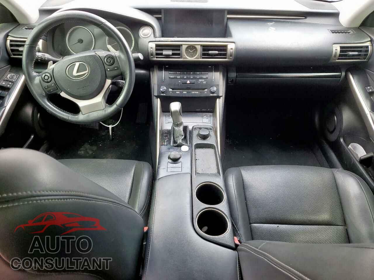 LEXUS IS 2014 - JTHBF1D23E5039943