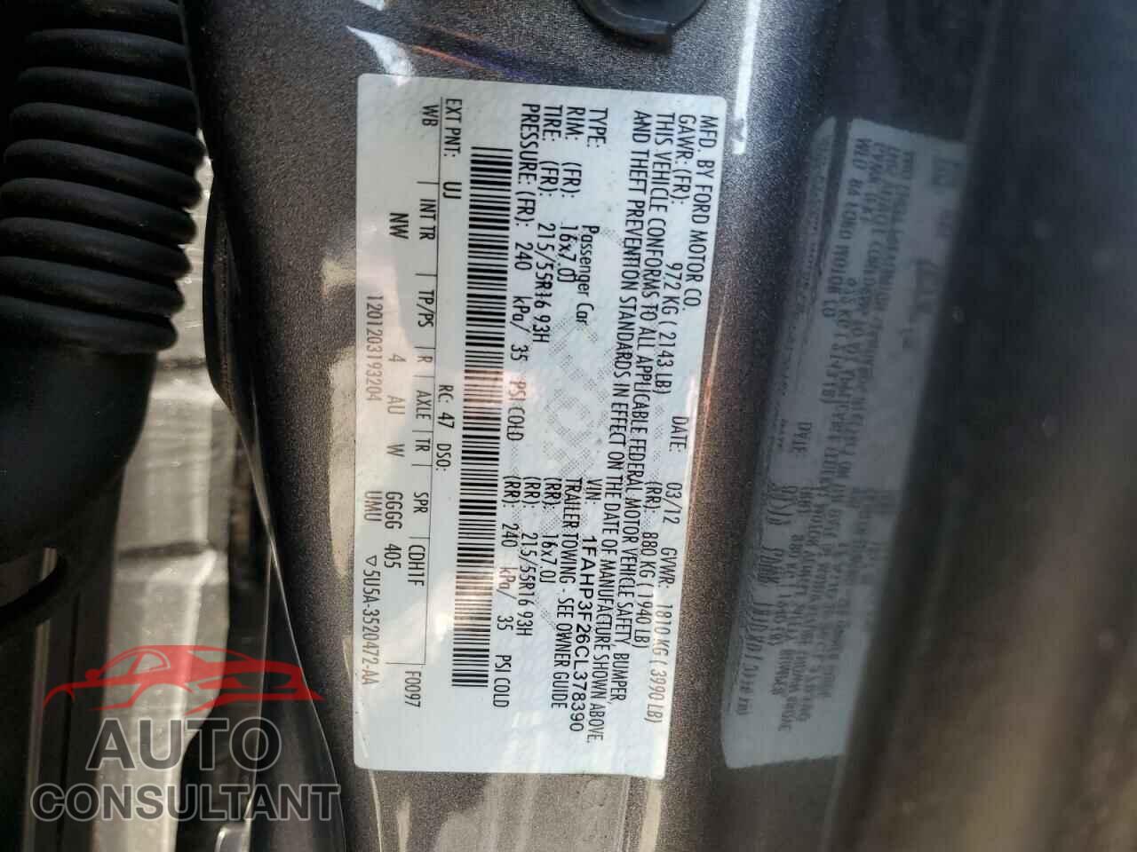 FORD FOCUS 2012 - 1FAHP3F26CL378390