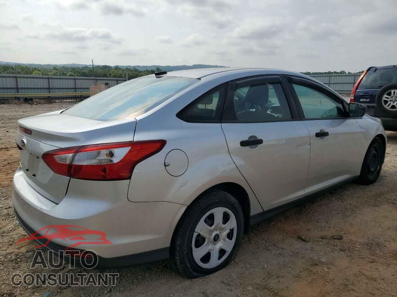 FORD FOCUS 2013 - 1FADP3E24DL250098