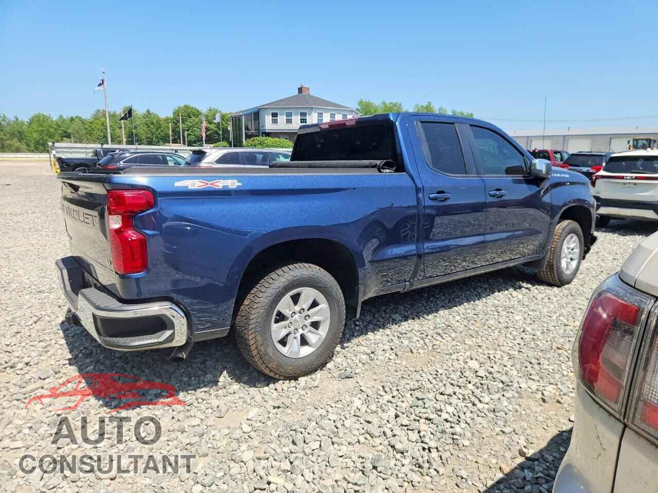 CHEVROLET SILVERADO 2022 - 1GCRYDEK0NZ210036