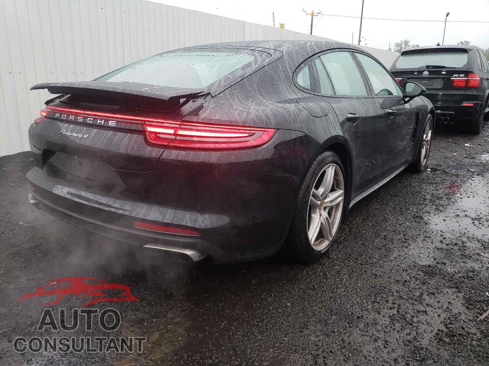 PORSCHE PANAMERA 2018 - WP0AA2A75JL112379
