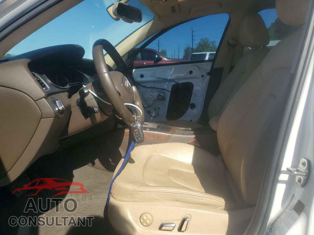 AUDI A4 2014 - WAUEFAFL7EA058133