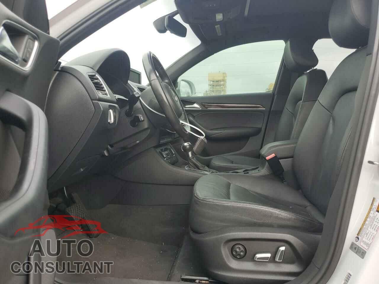 AUDI Q3 2016 - WA1BFCFS1GR014832