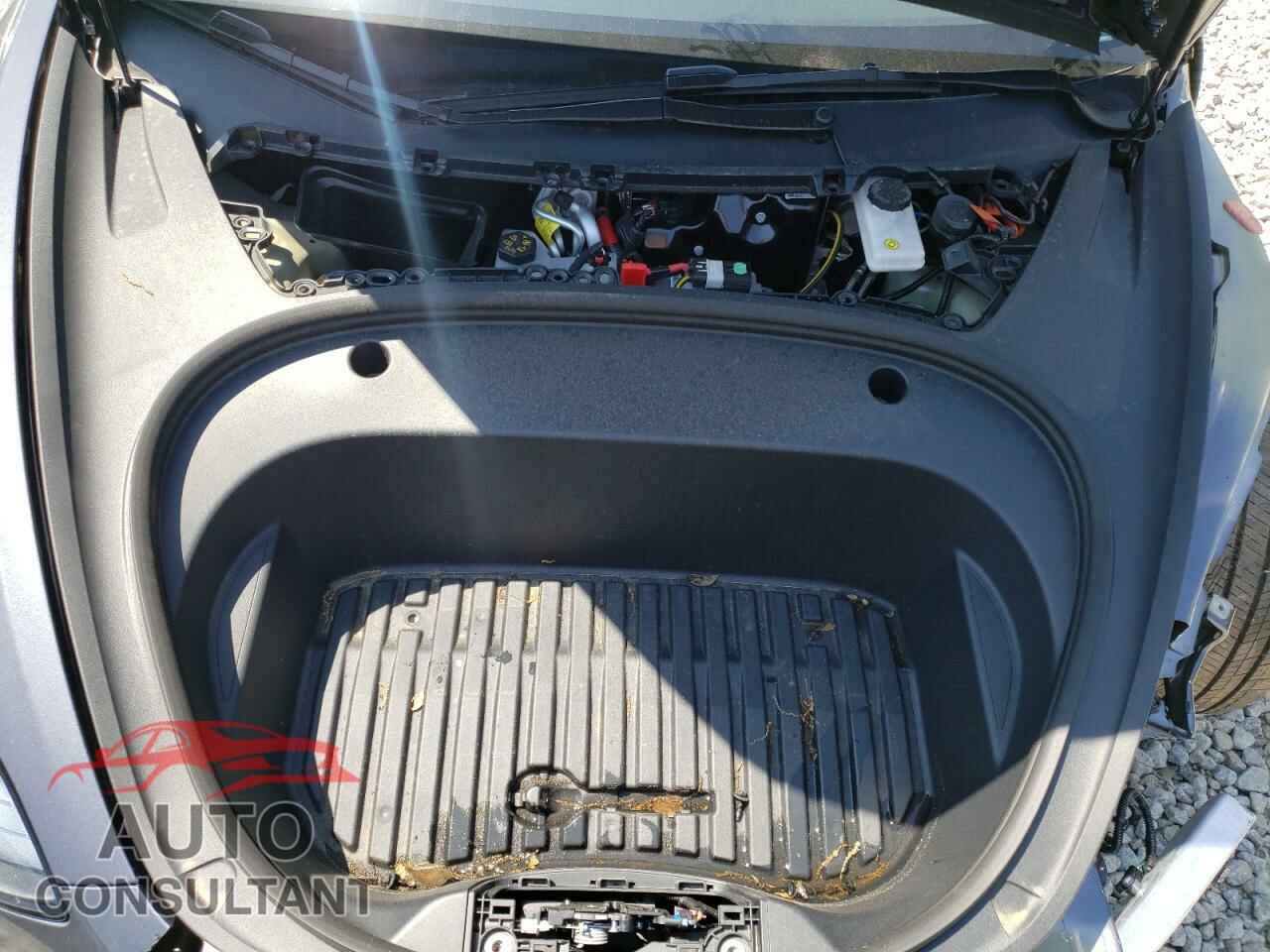 TESLA MODEL 3 2023 - 5YJ3E1EA3PF661992