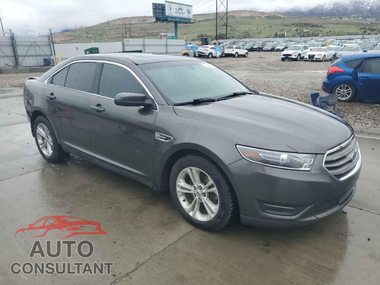 FORD TAURUS 2018 - 1FAHP2H82JG117405