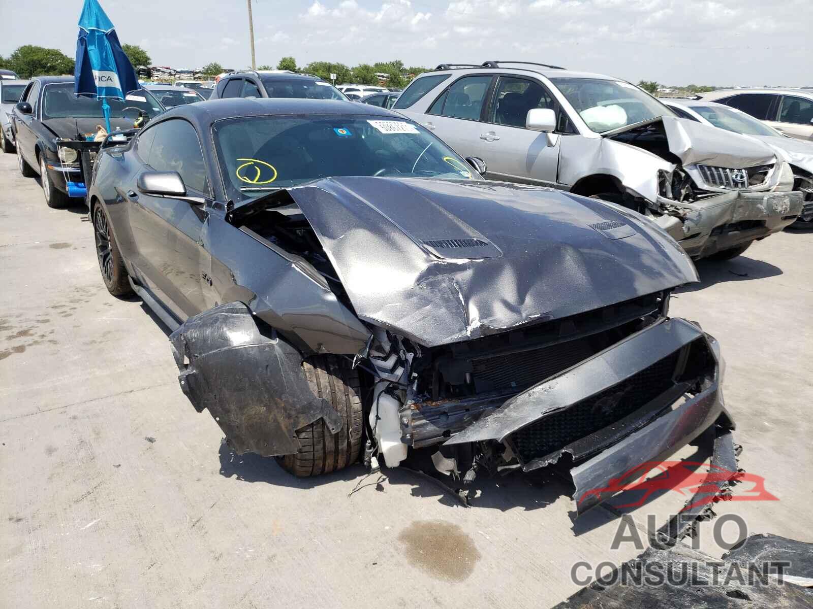 FORD MUSTANG 2019 - 1FA6P8CFXK5196142