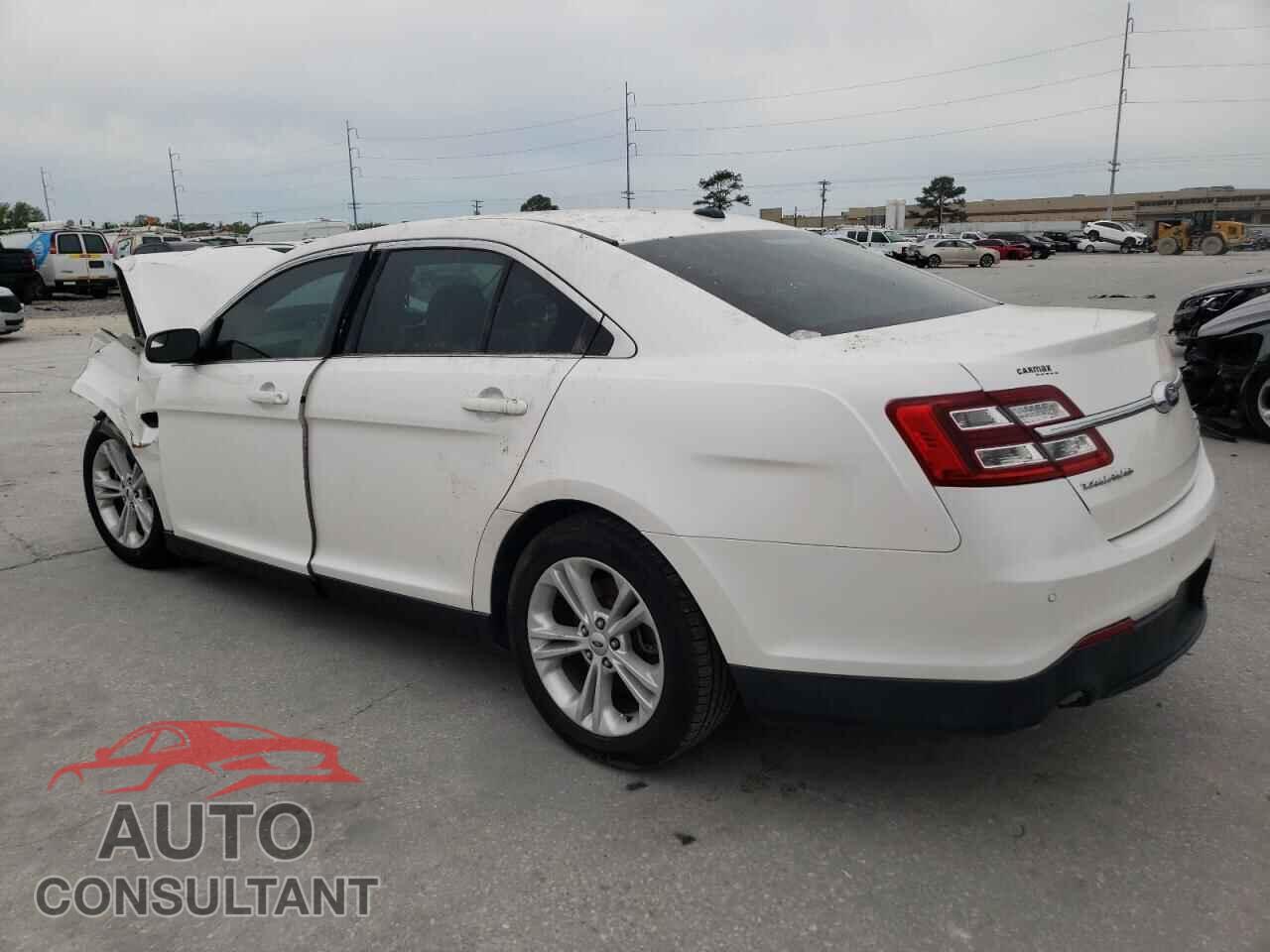 FORD TAURUS 2017 - 1FAHP2E81HG137546