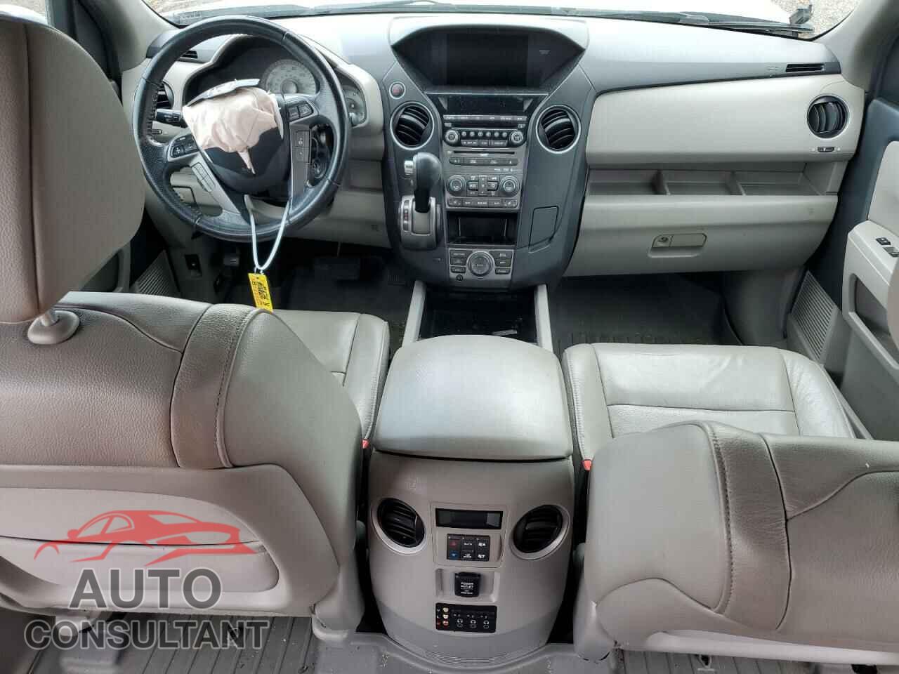 HONDA PILOT 2013 - 5FNYF3H98DB012765