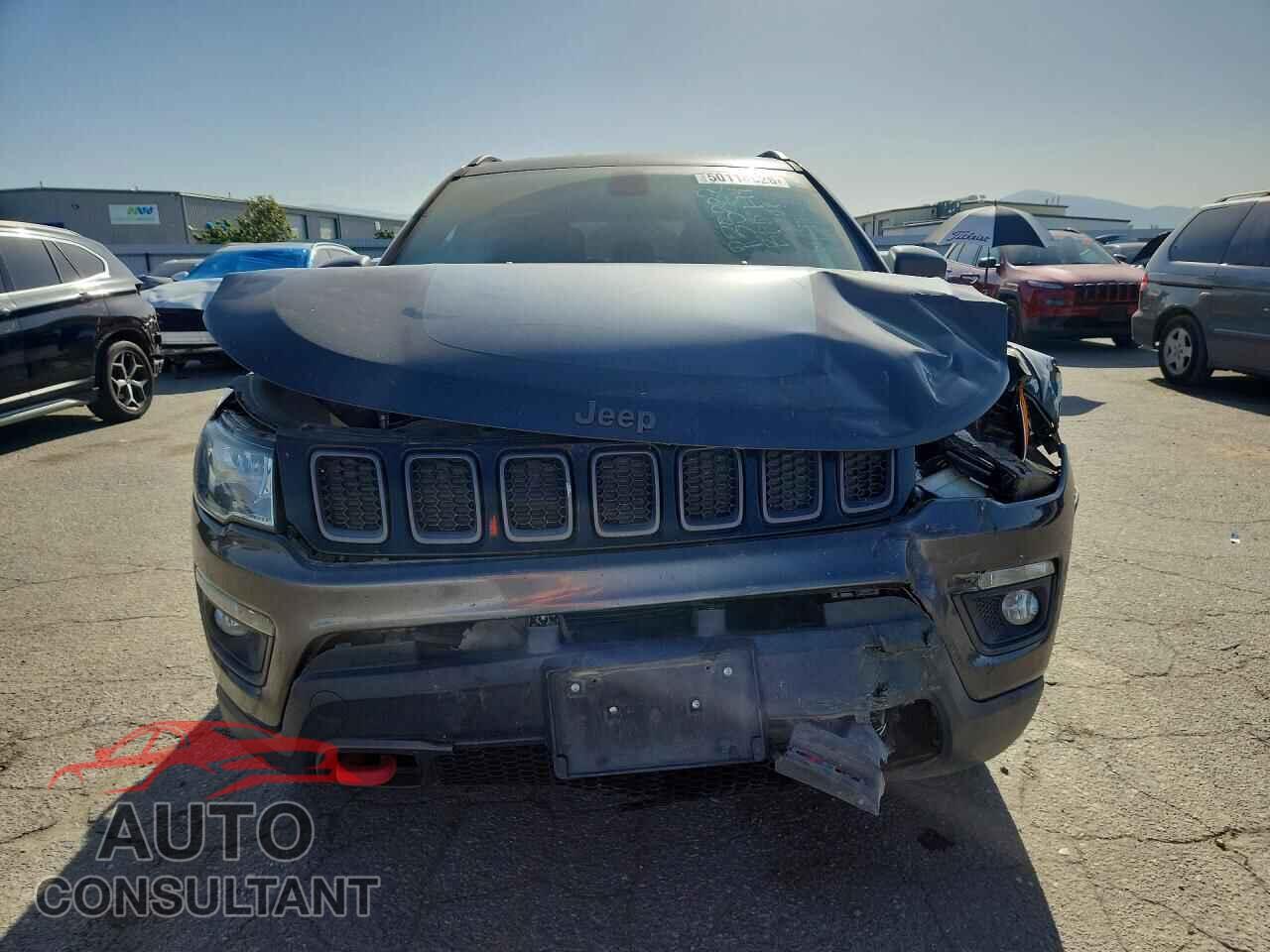 JEEP COMPASS 2019 - 3C4NJDDB2KT786265
