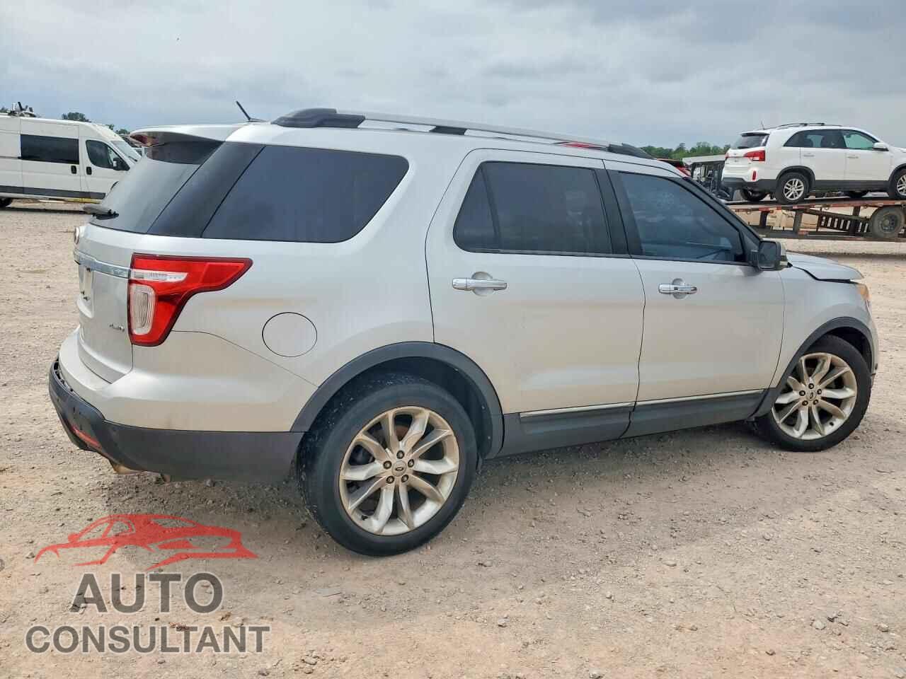 FORD EXPLORER 2011 - 1FMHK8F84BGA24929