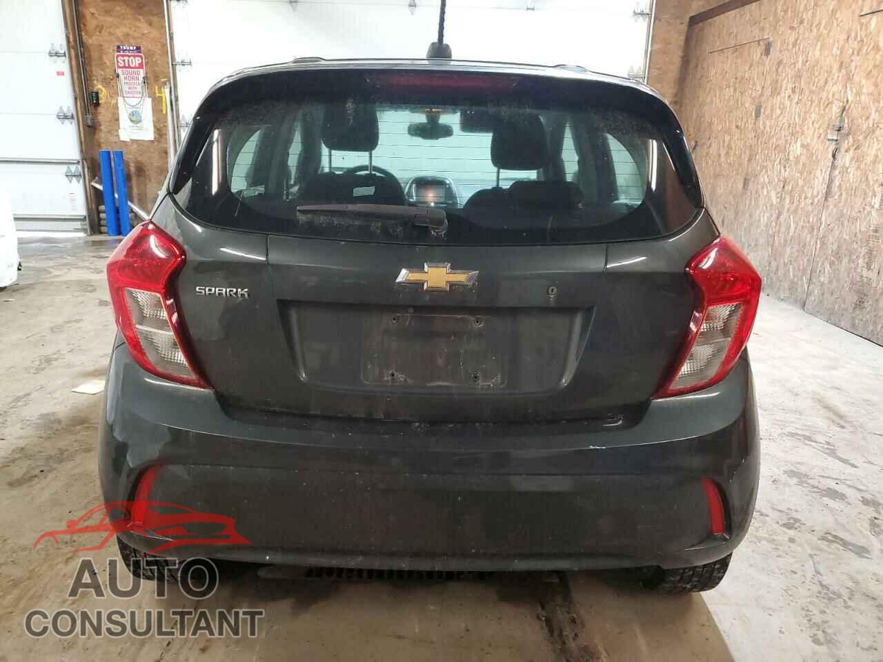 CHEVROLET SPARK 2017 - KL8CB6SA5HC754448