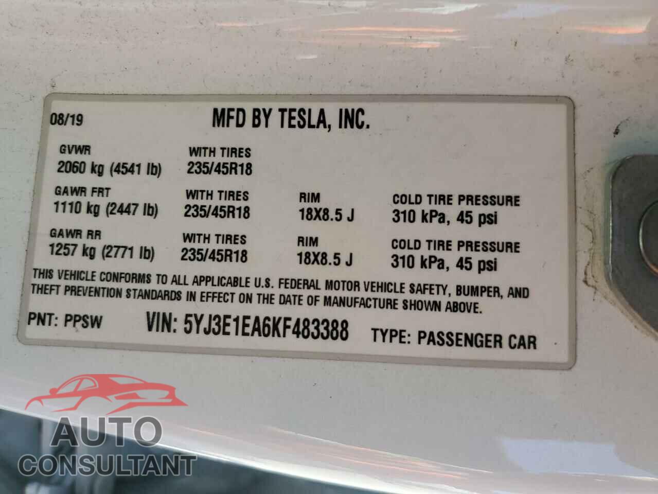 TESLA MODEL 3 2019 - 5YJ3E1EA6KF483388