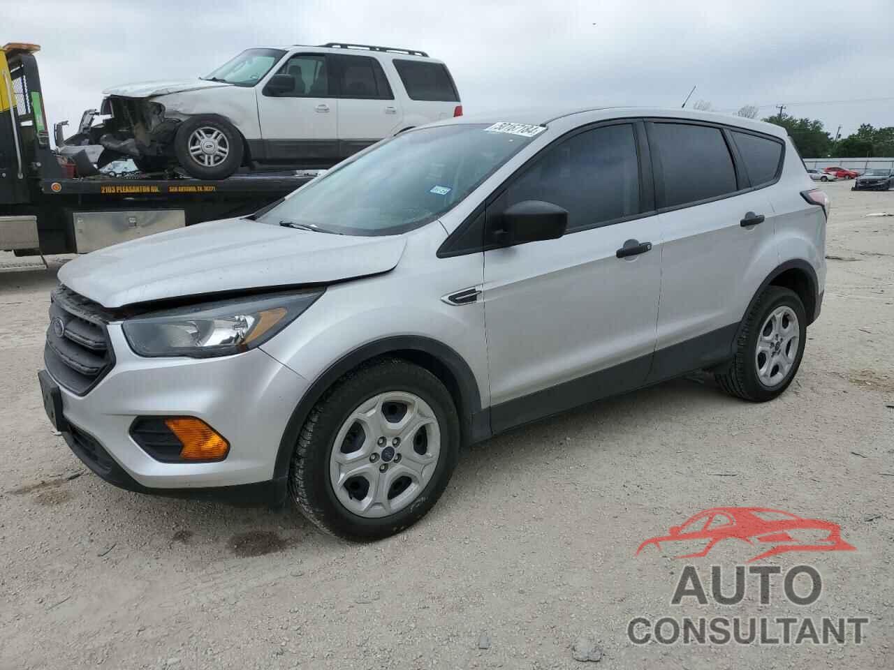 FORD ESCAPE 2018 - 1FMCU0F77JUA36280