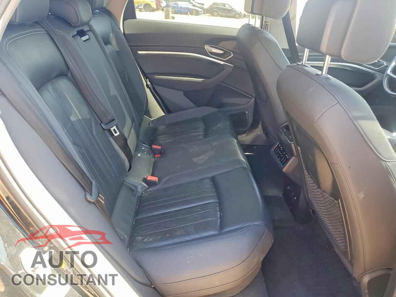 AUDI E-TRON 2021 - WA12AAGE2MB011941