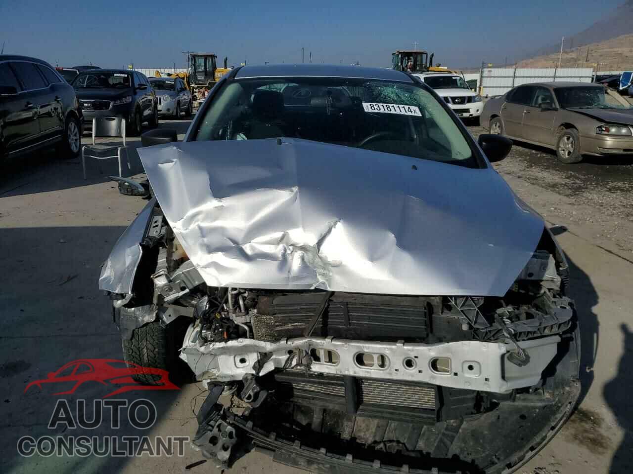 FORD FOCUS 2017 - 1FADP3E27HL236704