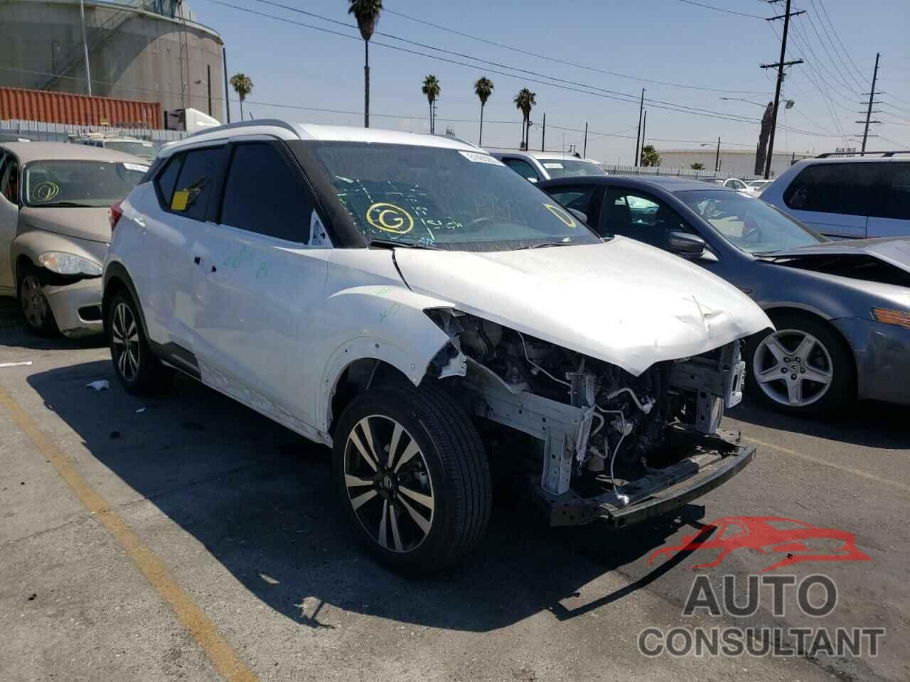 NISSAN KICKS 2019 - 3N1CP5CU1KL552510