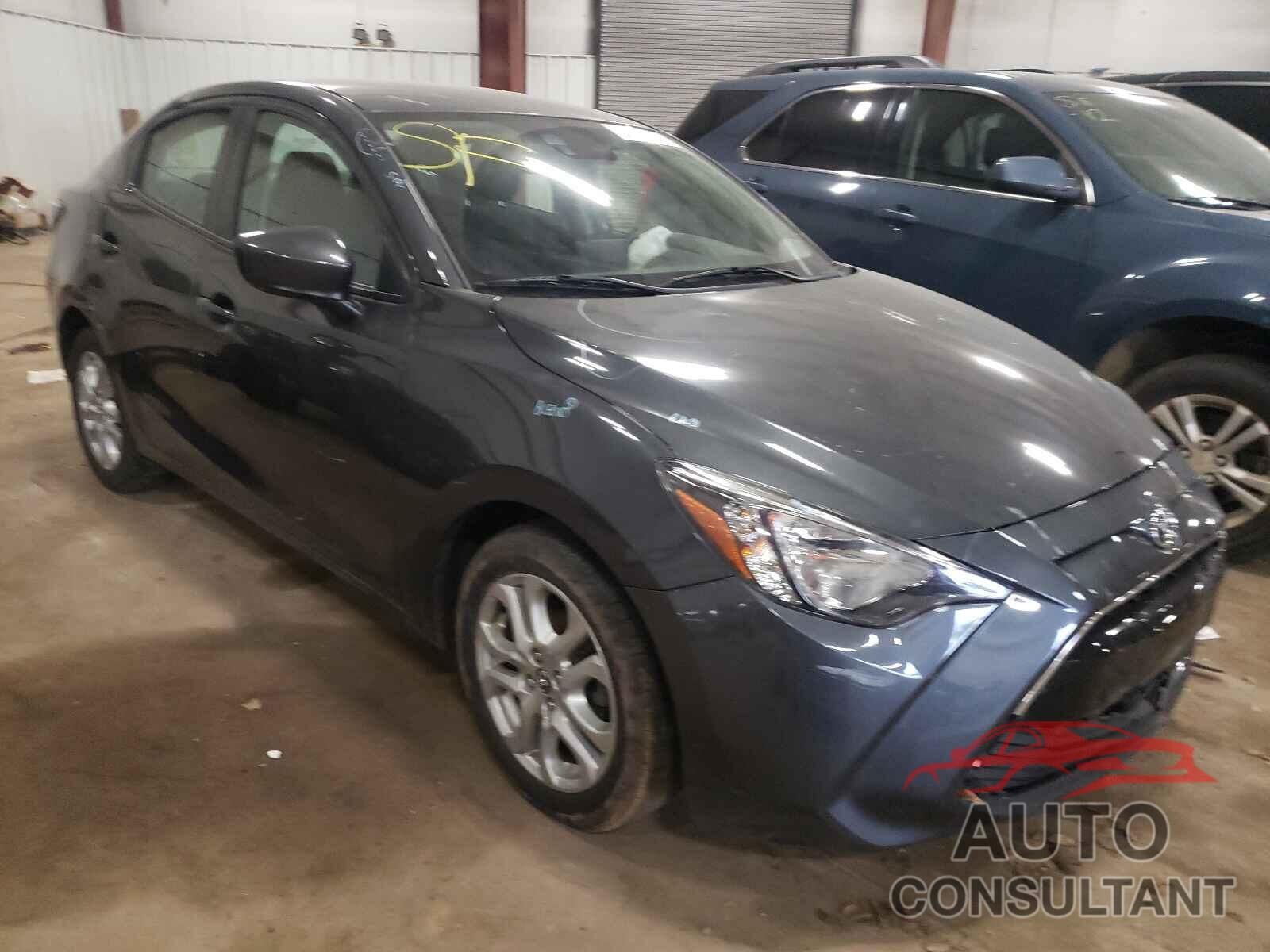 TOYOTA YARIS 2017 - 3MYDLBYV2HY176135