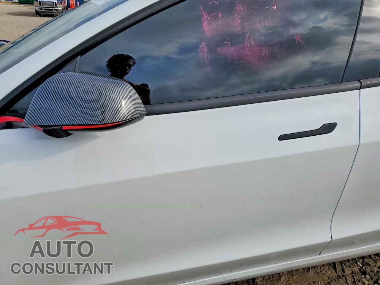 TESLA MODEL 3 2025 - 5YJ3E1EA9SF987868