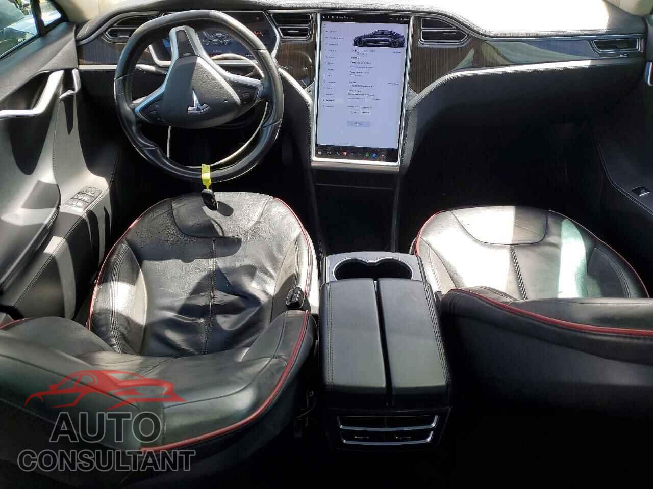 TESLA MODEL S 2013 - 5YJSA1CN4DFP27183