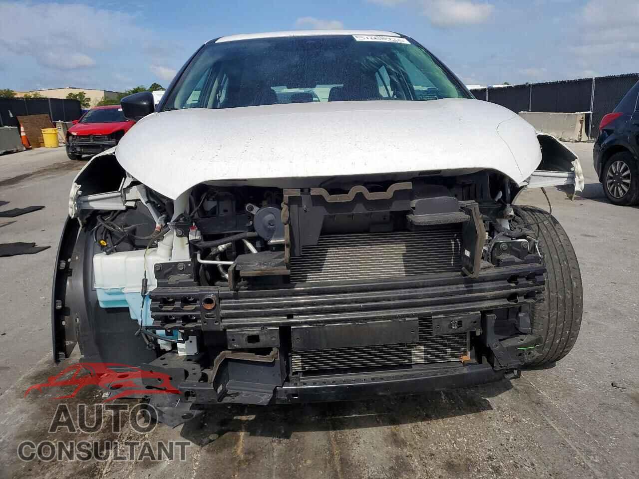NISSAN KICKS 2021 - 3N1CP5BVXML510026