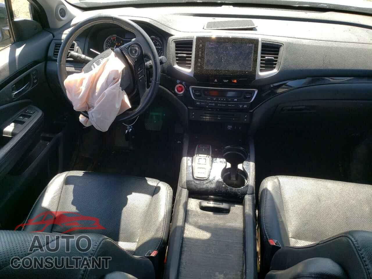 HONDA PILOT 2017 - 5FNYF6H02HB048783