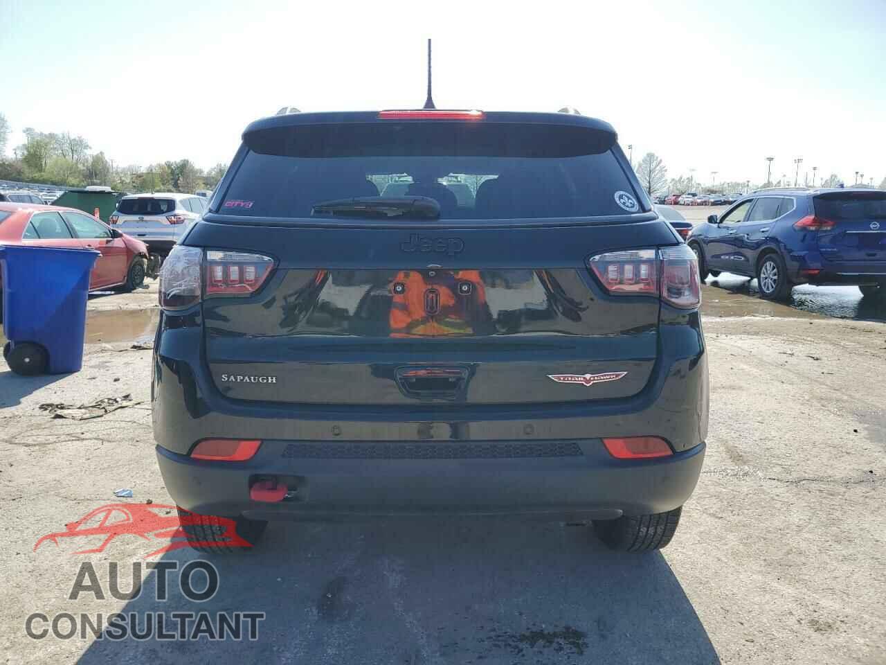 JEEP COMPASS 2018 - 3C4NJDDB9JT270161