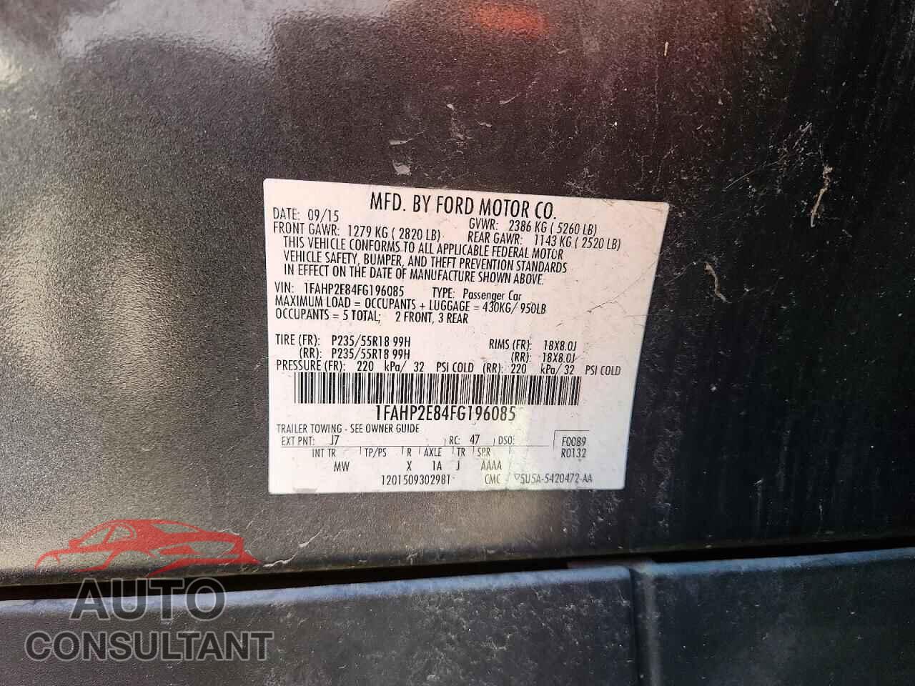 FORD TAURUS 2015 - 1FAHP2E84FG196085