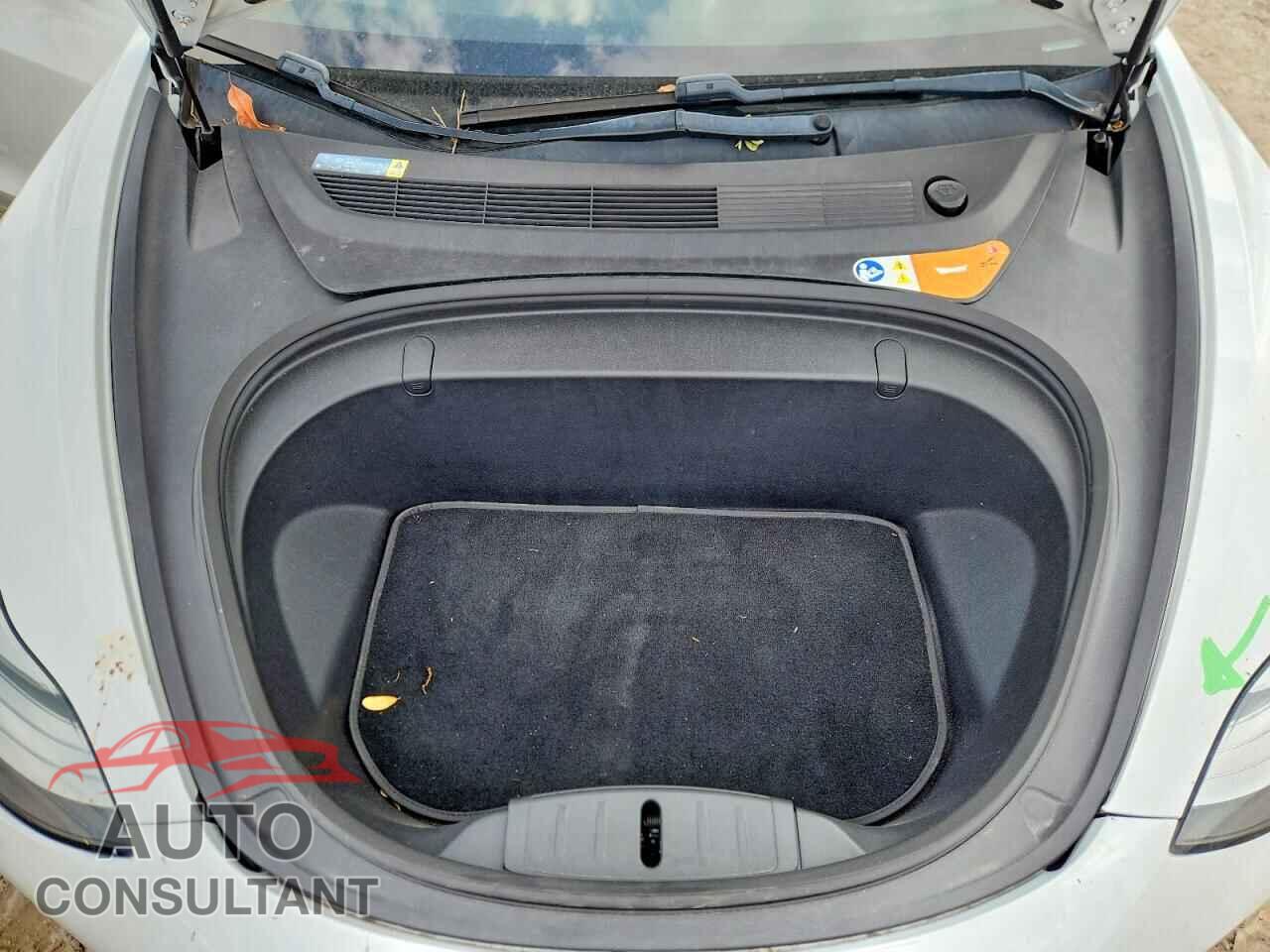 TESLA MODEL 3 2018 - 5YJ3E1EA4JF019658