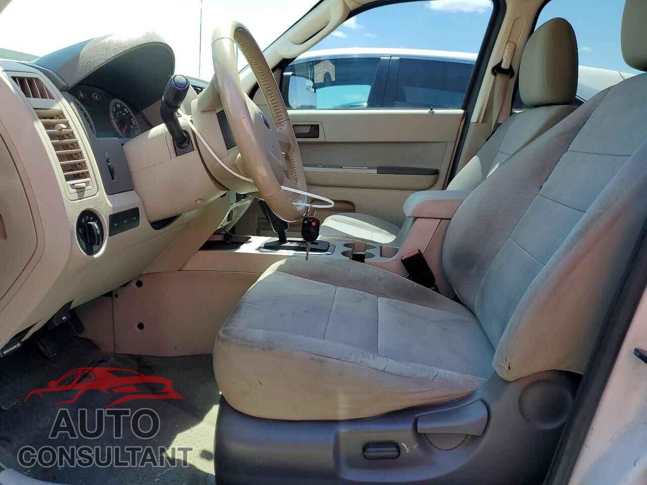 FORD ESCAPE 2011 - 1FMCU0D73BKA54551