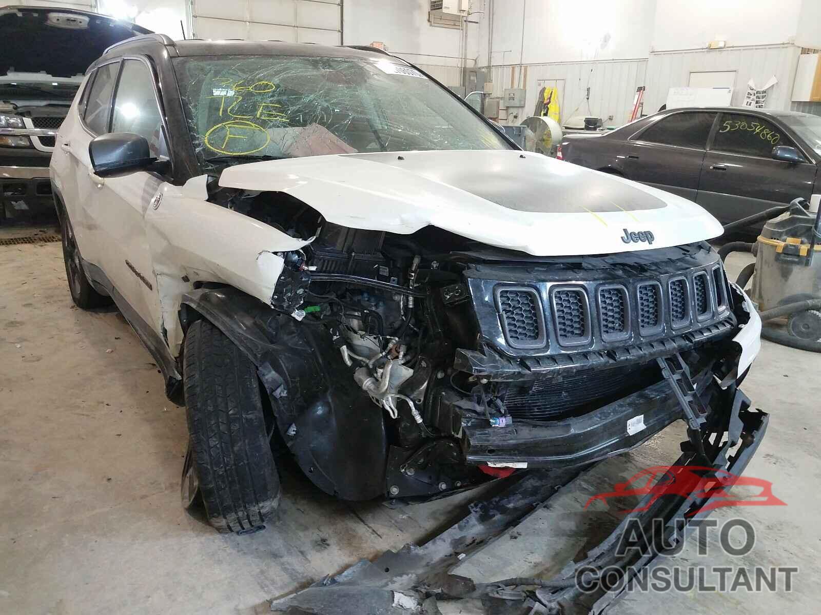 JEEP COMPASS 2018 - 3C4NJDDB1JT417542