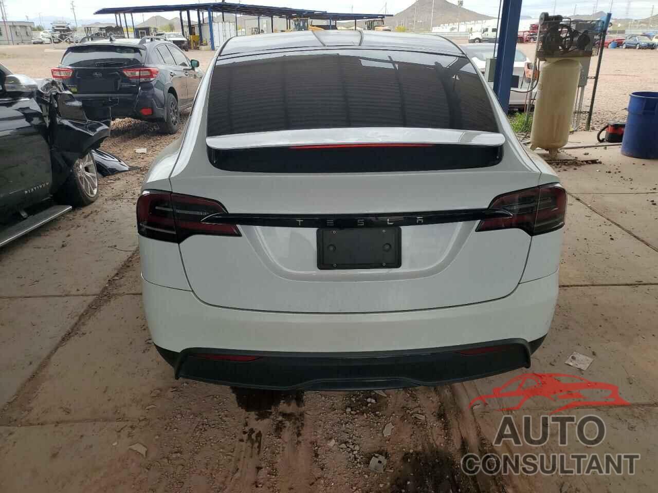 TESLA MODEL X 2023 - 7SAXCBE55PF407879