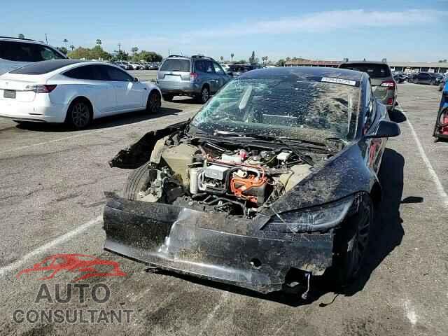 TESLA MODEL 3 2024 - 5YJ3E1EA8RF721204