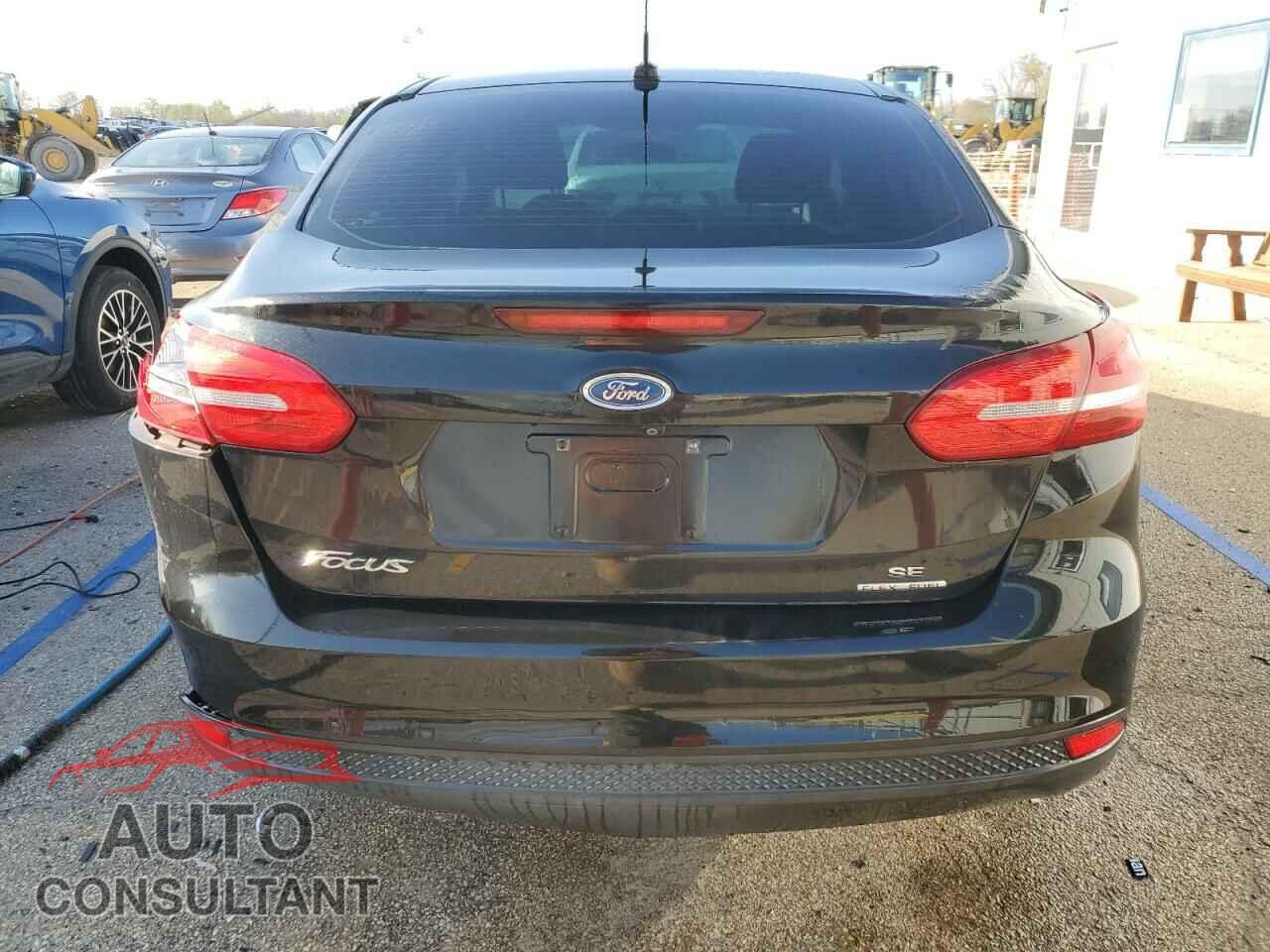 FORD FOCUS 2015 - 1FADP3F26FL293746