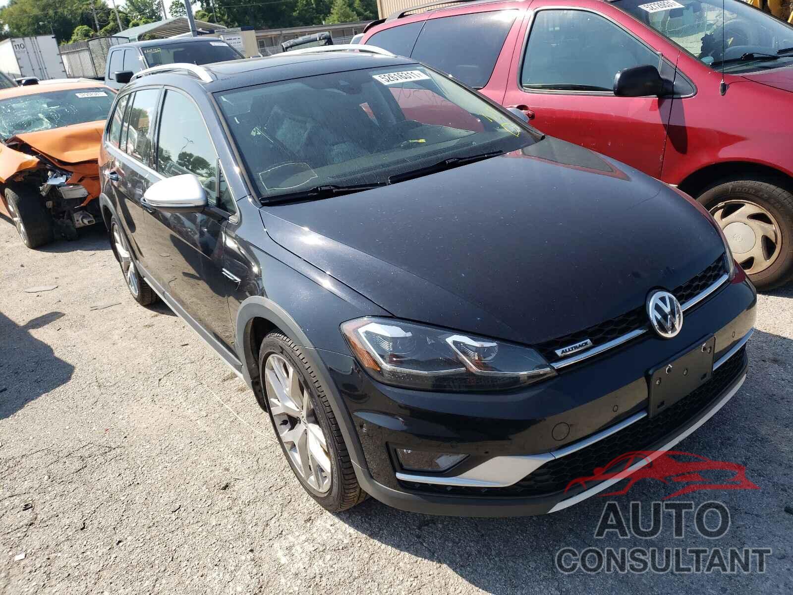 VOLKSWAGEN GOLF 2018 - 3VWH17AU2JM757181