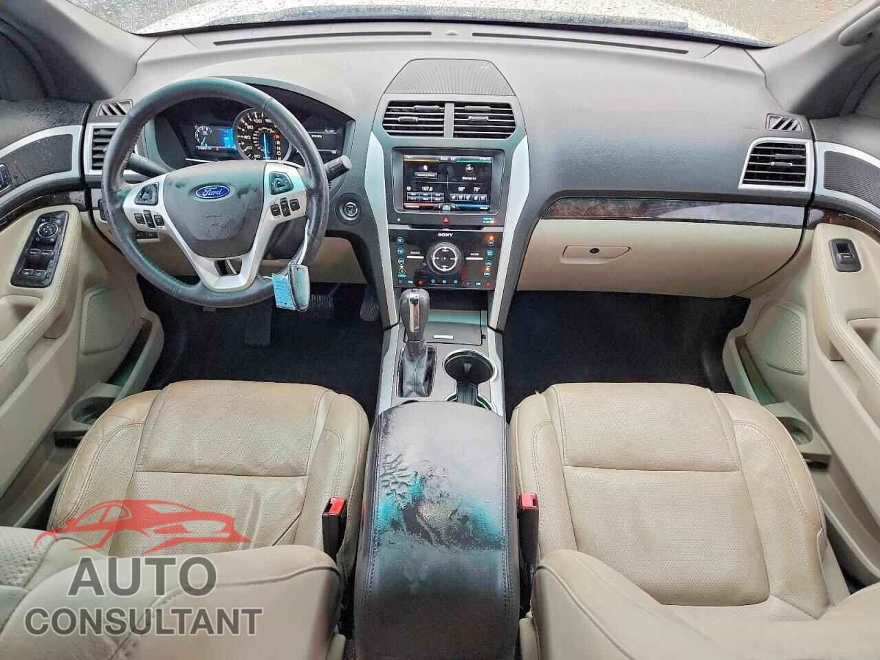 FORD EXPLORER 2015 - 1FM5K7F82FGB87369