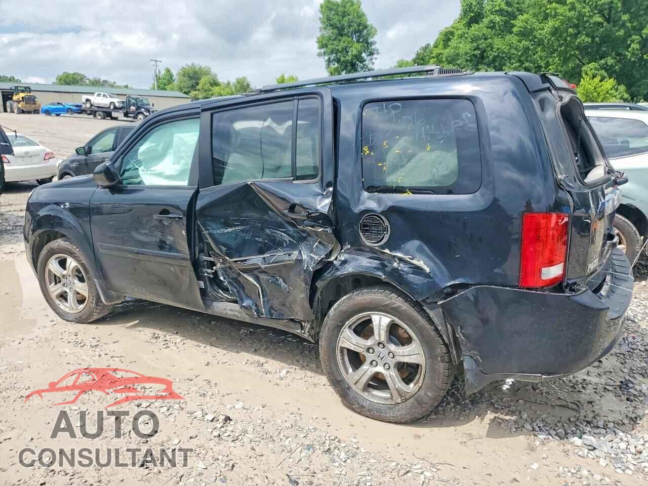 HONDA PILOT 2015 - 5FNYF3H55FB026610