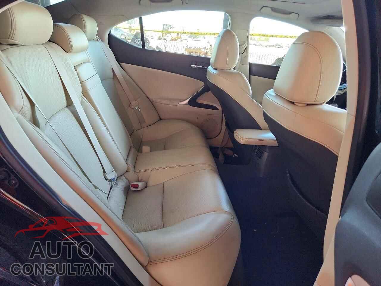 LEXUS IS 2010 - JTHCF5C20A5038675